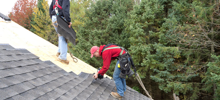 Roofers in Michigan
