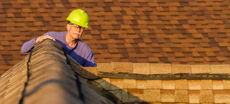 Roof Inspection in Michigan by Licensed Contractor
